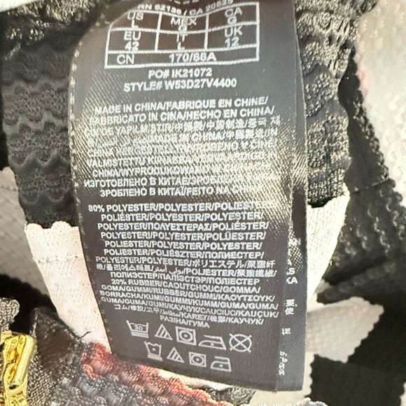 Guess Black and Red Floral Mini Skirt - Picture 6 of 7